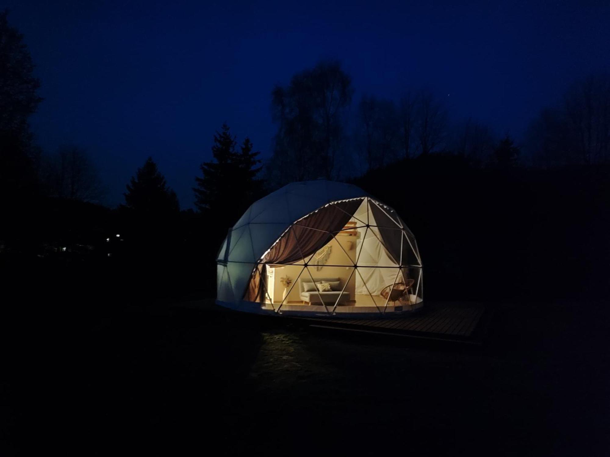 Hotel Forrest Glamp à Mieroszow Extérieur photo