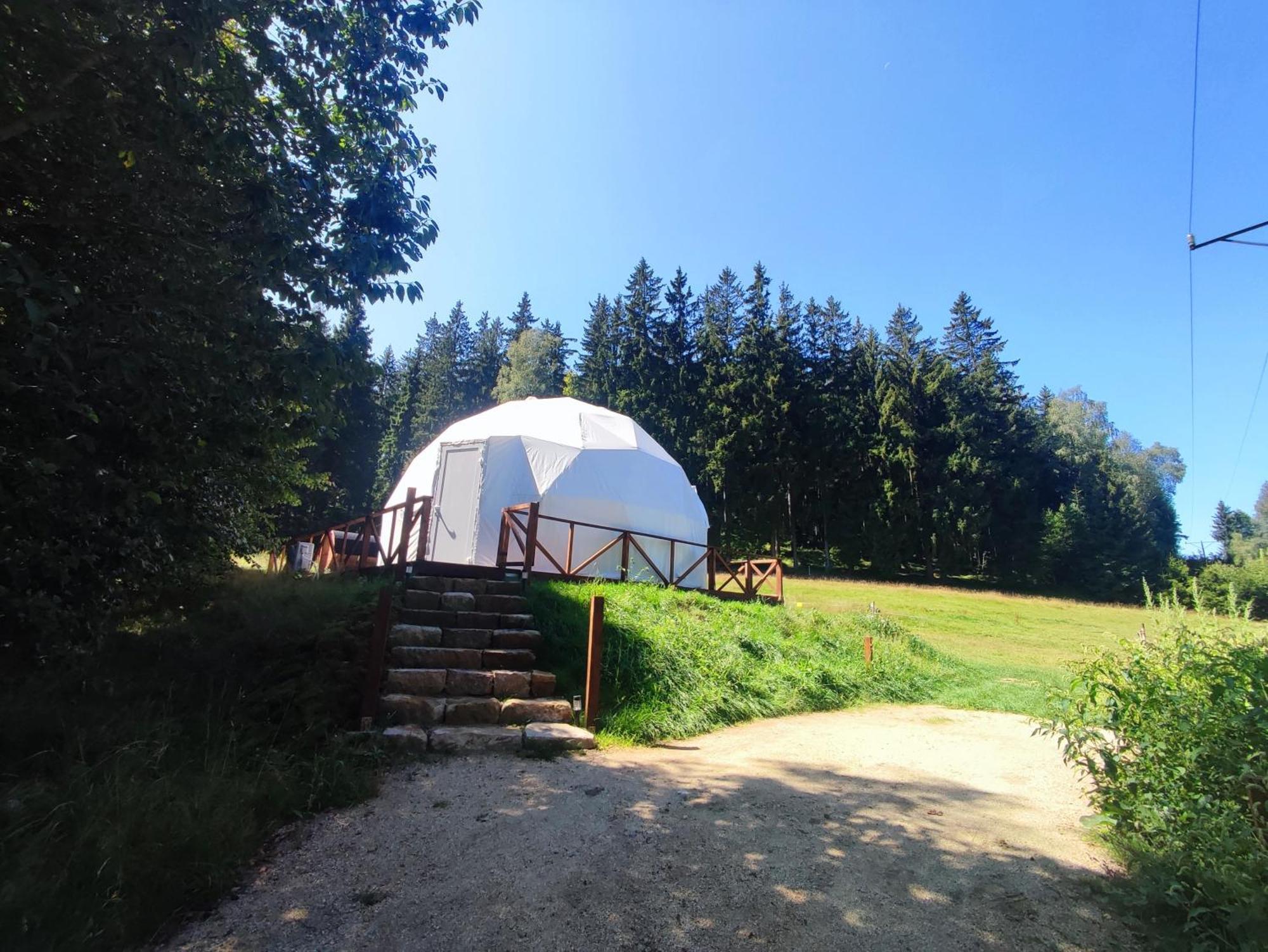 Hotel Forrest Glamp à Mieroszow Extérieur photo